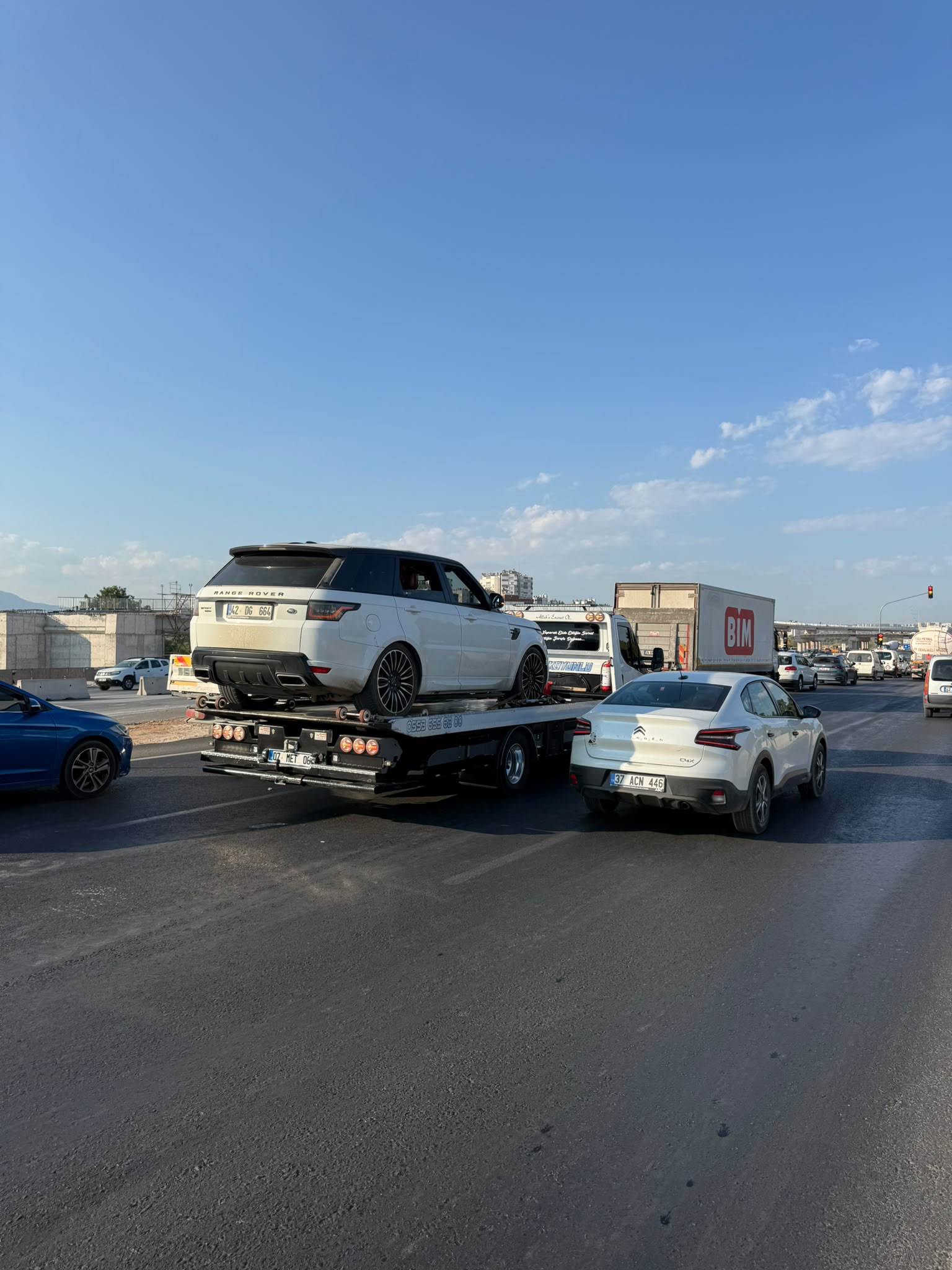 HK Yol Yardım - Range Rover şehir içi taşıma
